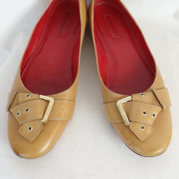 90s  CESARE PACIOTTI folded belt and buckle toe camel flats/ iconic red leather insoles/ ballet skimmer:IT39- fits US 8.5 women