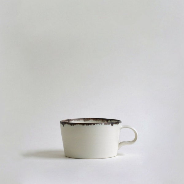 Flat Mug Cup (White Cloud) ; Wakako Senda (13003006-WC)