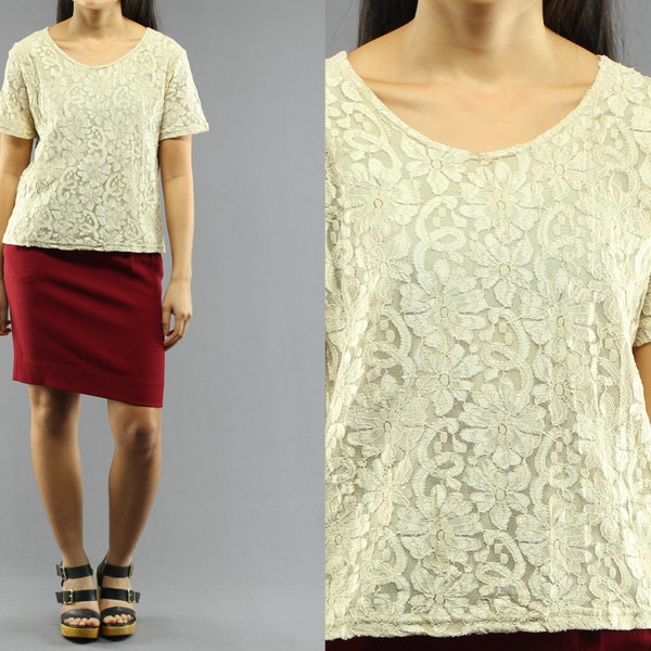 Beige bekleed Floral Lace Short Sleeve T Shirt vrouw maat Medium 80 's Vintage