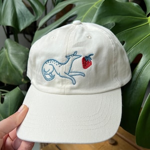 Strawberry Hound, embroidered 6 panel cap, natural cotton