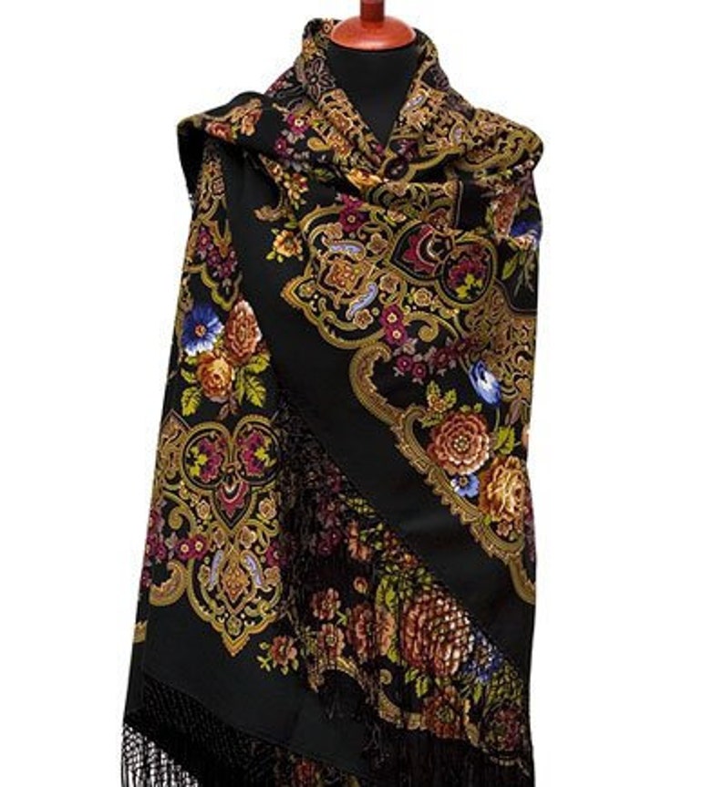 pavlovo posad shawl