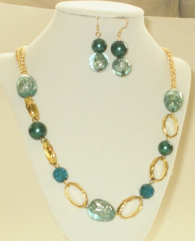 J/'NING Jewelry Gold Necklaces J/'NING Accessories Statement Necklaces Aqua Jewelry Green Necklaces Aqua Necklaces Green Jewelry