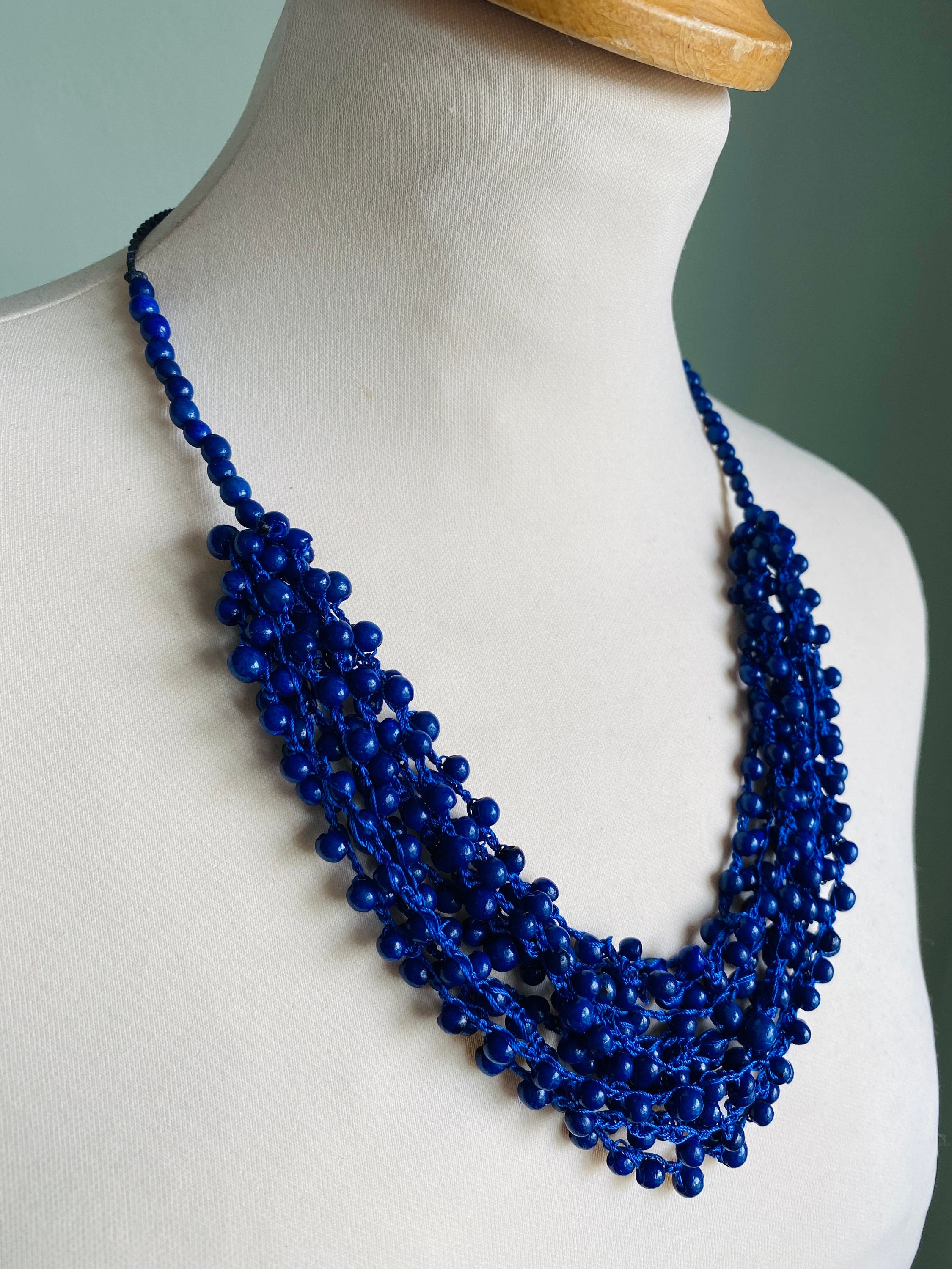 Adjustable Length Bib Necklace Statement Necklace Joyería Collares Collares babero Letterbox gifts Chunky bead Necklace Cobalt Blue Necklace Geometric Curve Necklace 
