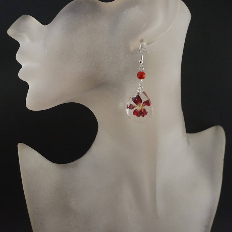 Real flower necklace for women Nature necklace Pressed flower resin necklace Nature jewelry gift Real flower jewelry red flower jewelry set