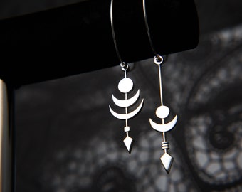 Cosmic Twilight and Midnight Eclipse mismatched moon hoop earrings. Tribal 925 Sterling Silver Moon sun earrings by Molax Chopa Tribe.