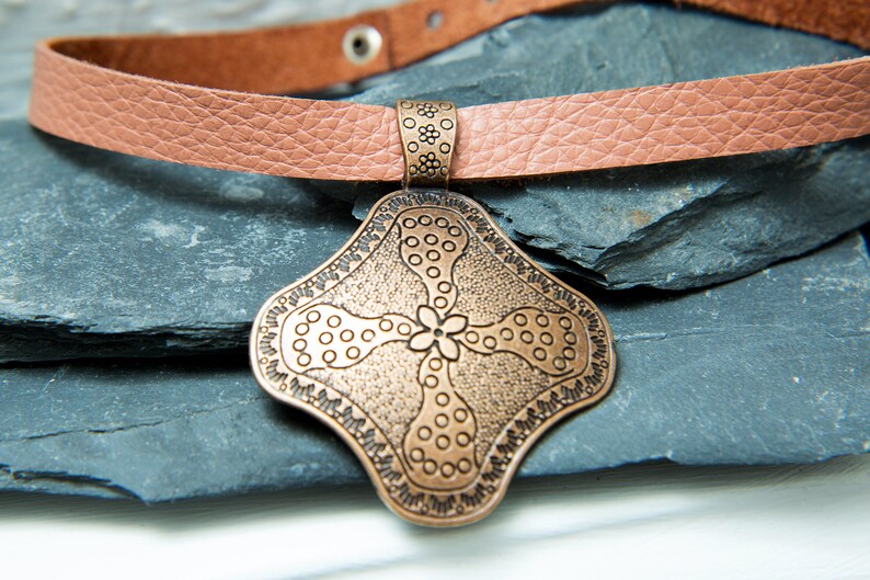 Elegance by Molax Chopa Tribe Tribal goddess coral pink choker Layla Salmon Pink Leather choker with Copper flower mandala large pendant
