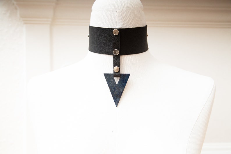 Wide band collar with studs Molax Chopa Tribe Black leather choker with lapis lazuli water sign pendant ZARYA Triangle Gemstone pendant