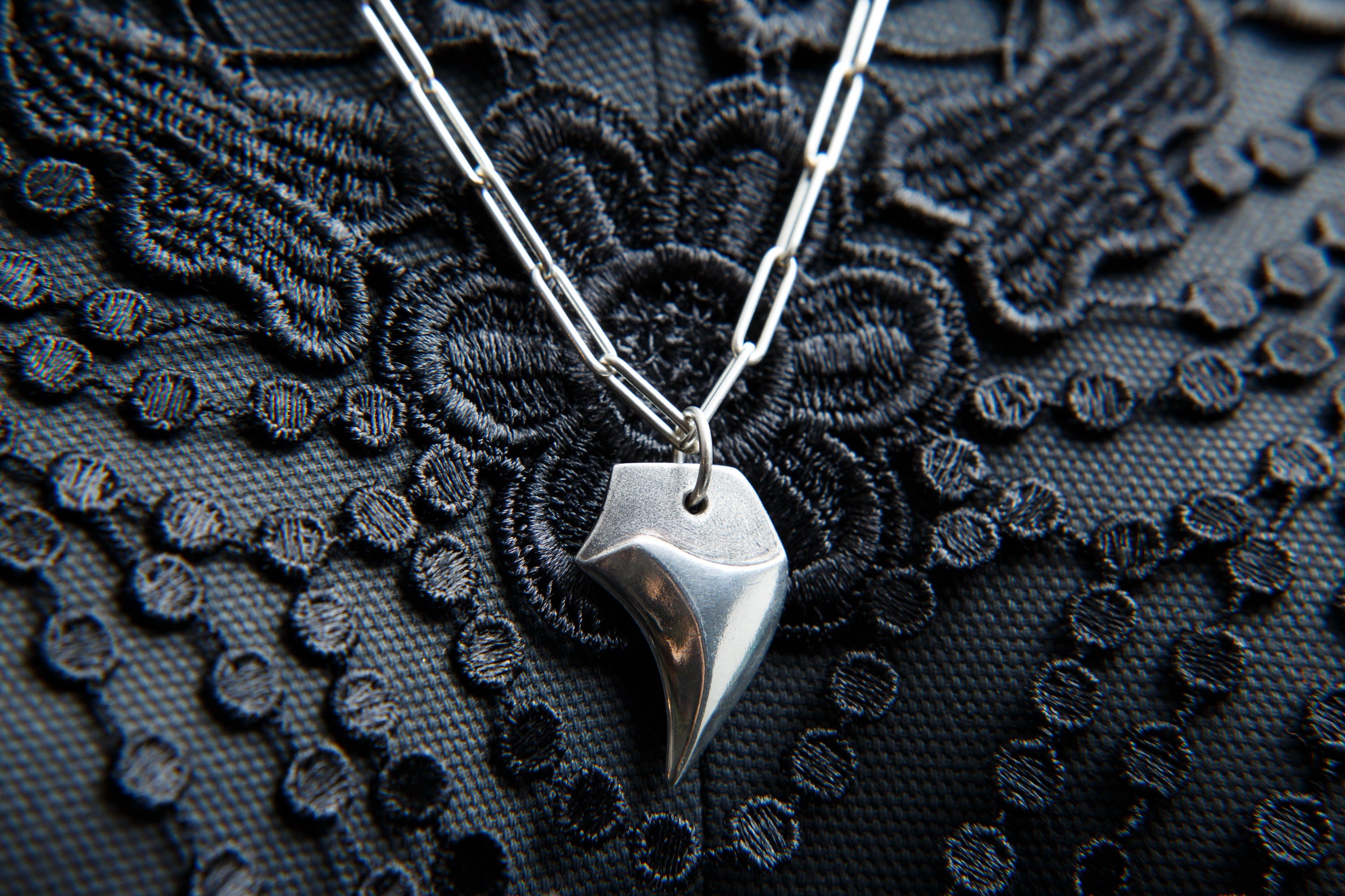 Hiamori. Sterling Silver Animal Claw Pendant, Fang Pendant