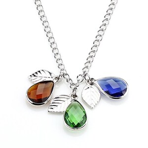 Family Birthstone Necklace: Personalized Leaf Jewelry Gift