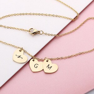 Personalized Jewelry, Dainty Heart Initial Necklace, Couple Necklace, Gold Heart Necklace, Tiny Initial Name  Necklace, Gift for Her, Mom