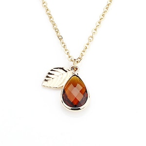 Personalized Birthstone Necklace: Gold Leaf Family Keepsake