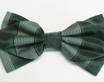 Forest Green Dot Diamond Pre Tied Bow Tie