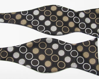 Mens Black Brown Tan And Silver  Circle  Design Self Tie Freestyle Bow With (Free Pocket Square)
