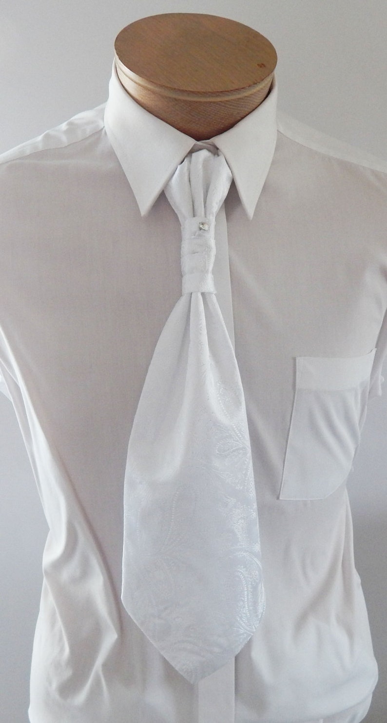 Mens Ascot Tie White Satin Paisley Adjustable Neck Mens Formal Ascot image 2