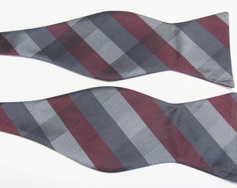 Burgundy Wine  With Gray And Silver Square  Design Self Tie Freestyle Bow Tie