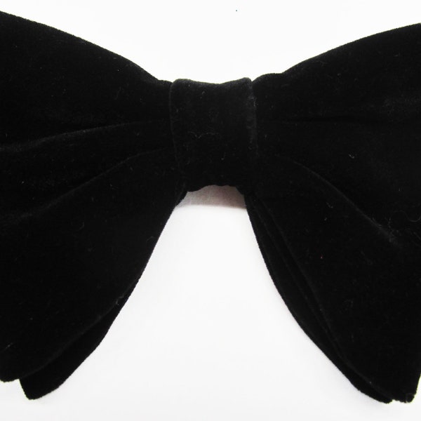 Black Premium Velvet Tom Ford Inspired Tear drop Butterfly Large Pretied Bow Tie