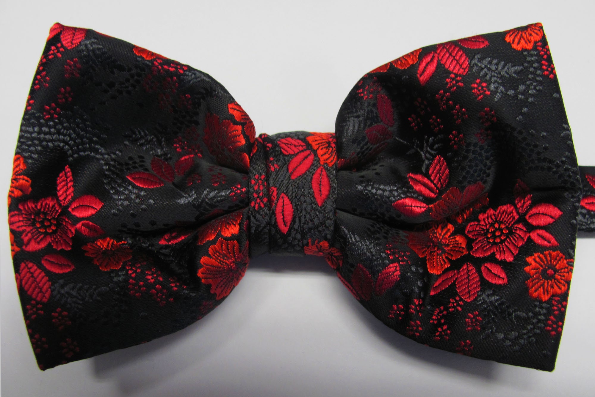 Red With Black Floral Pattern Bow Tie with Free Pocket - Etsy
