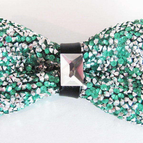 Mens Crystal Ice Green And Silver Adjustable PreTied Mans Bow Tie