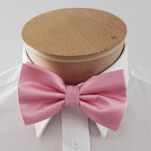 Corbata De Color Melocotón Sólido De Cuello De Los Hom Cbt Corbata De Color Melocotón Sólido De Cuello De Los Hom Cbt