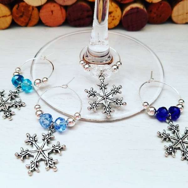 Snowflake Thank You Tags - WINE GLASS CHARMS - Set of 4 | Winter Bridal Shower Giveaway Gifts - Wine Charm Favors