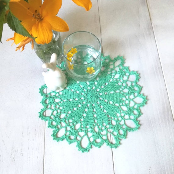 Small Doily 8 Round Coffee Table, Small Runner For Coffee Table