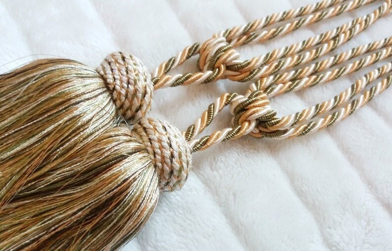 Paire de Tiebacks Tassement en Or Luxe. Français Rideau Vintage Doré Bobbles &tassels, Décor Château