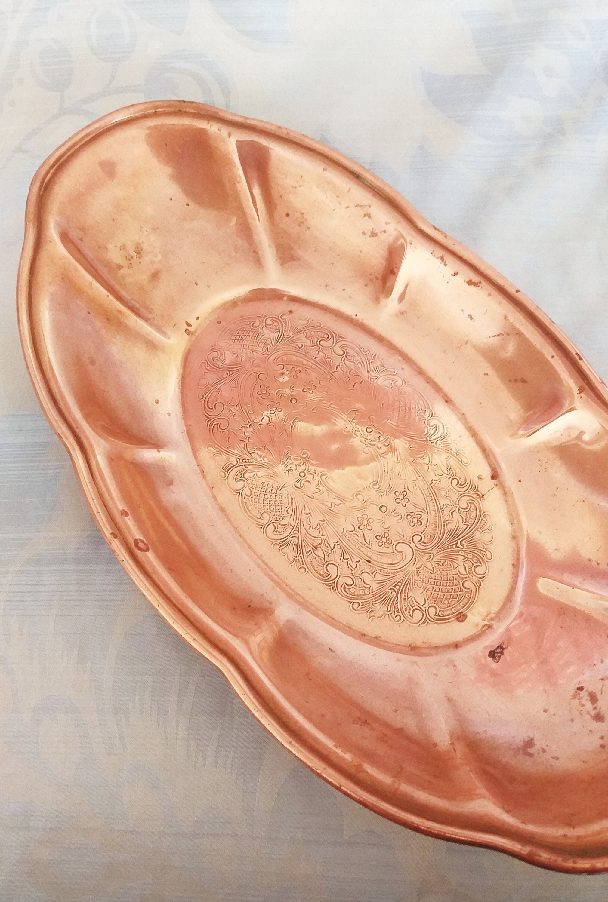 Français Plat en Cuivre Art Nouveau, Bol Décoratif Gravé Antique. Plateau de Trinket d'arts et d'art