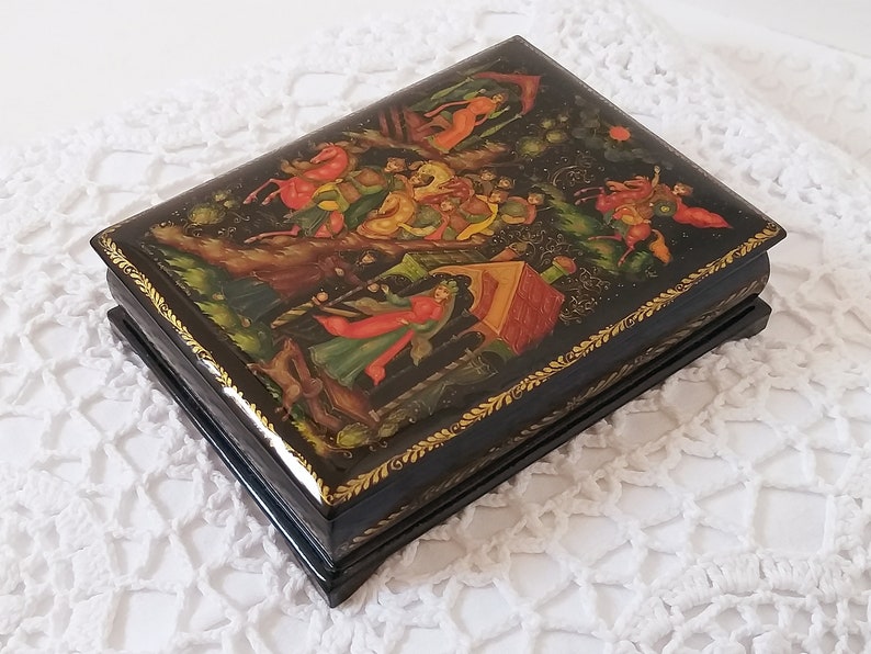A Russian Vintage Jewelry Box Hand painted Russian Troika Handmade Signed Russian Fairy Tale Jewellery Box Russian Papiermache Laquer Box