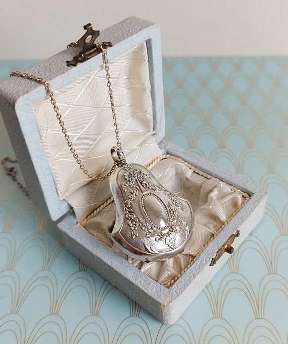 Antique French Silver Art Nouveau Bell Shaped Pen… - image 6