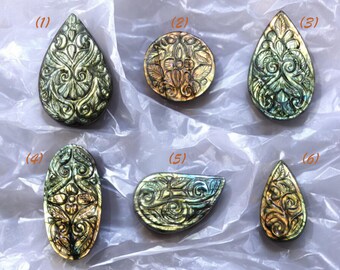 Hand Carved Labradorite Cabochon, Green Yellow Gemstone Art