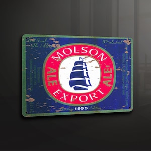 Puede incluir: Señal vintage de metal azul y rojo con el texto "Molson Ale Export" y una ilustración de un barco. La señal también incluye el texto "5% alctvol" y "1955 Edition".