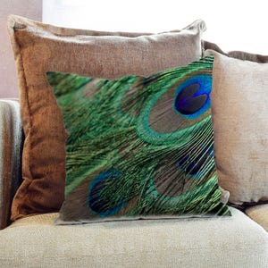 Peacock Feather bird Photography - Decorative PIllow Throw Cushion Fabric , Case Cover or with Filling