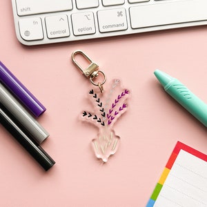 Porte-clé acrylique floral drapeau de la fierté asexuée | Fleur drapeau de la fierté demisexuelle Subtle Ace | Porte-clé drapeau de la fierté LGBTQIA | Fierté du placard