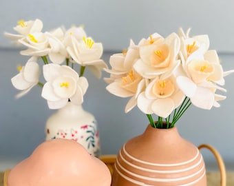 Felt Mini White Daffodils: Handmade Wool Blend, Bud Vase Flower