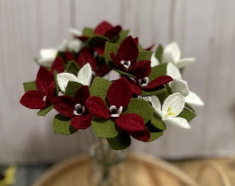 Mini Felt Trillium Stem, Table Decor Flower, Gift Accessory