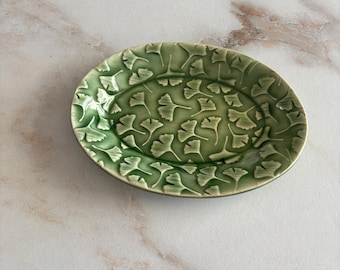 Jewelry dish, Ceramic Catch all Dish, Ginkgo Leaf Design, Key Bowl, Ring Dish, Serving dish, Handmade Ceramic gift, ready to ship