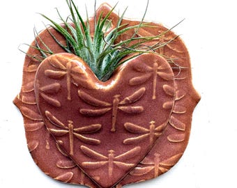 Creamy brown Dragonfly embossed Ceramic Wall Pocket Planter: Small Heart Vase