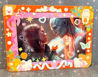 Frankenstein Elizabeth & Creature photocard (Mia Goth, Jacob Elordi) LEAF