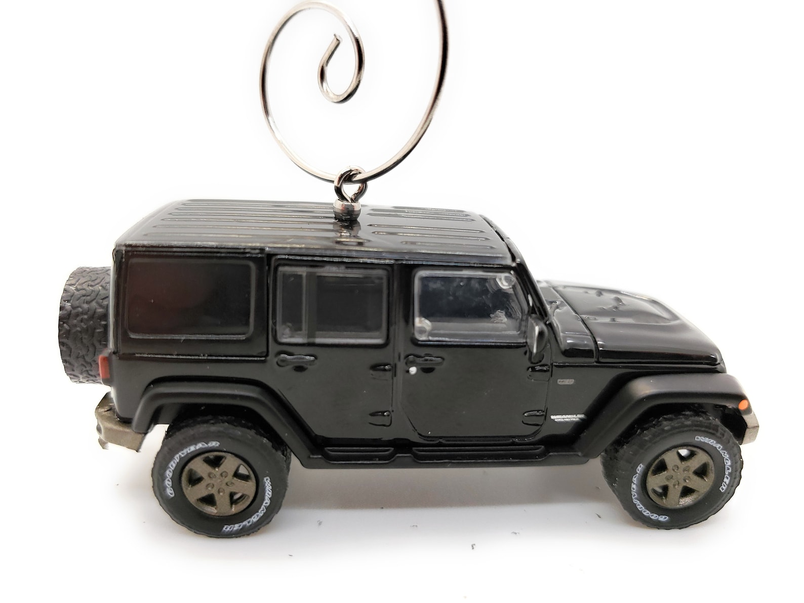 Jeep Wrangler Christmas Ornament 