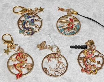 Colgante para teléfono móvil con diseño de dragón, fénix y koi: conector de audio, tirador de cremallera y llavero.