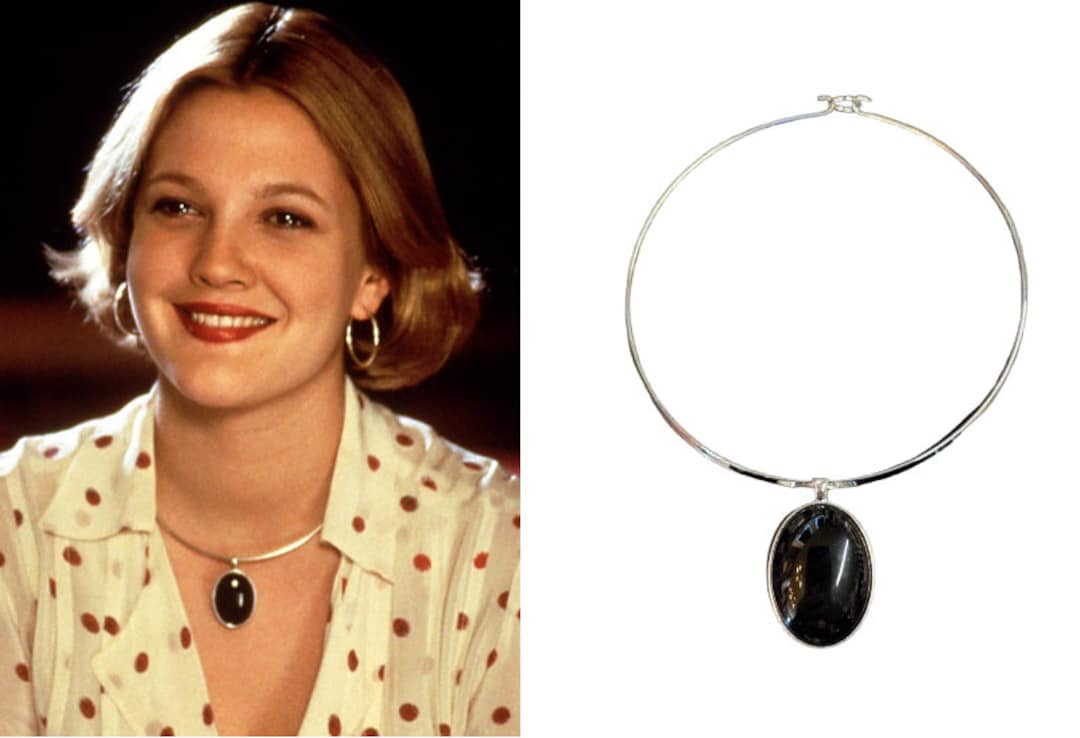 Movie Replica the Wedding Singer 'the Mrs. Robbie Hart' Necklace