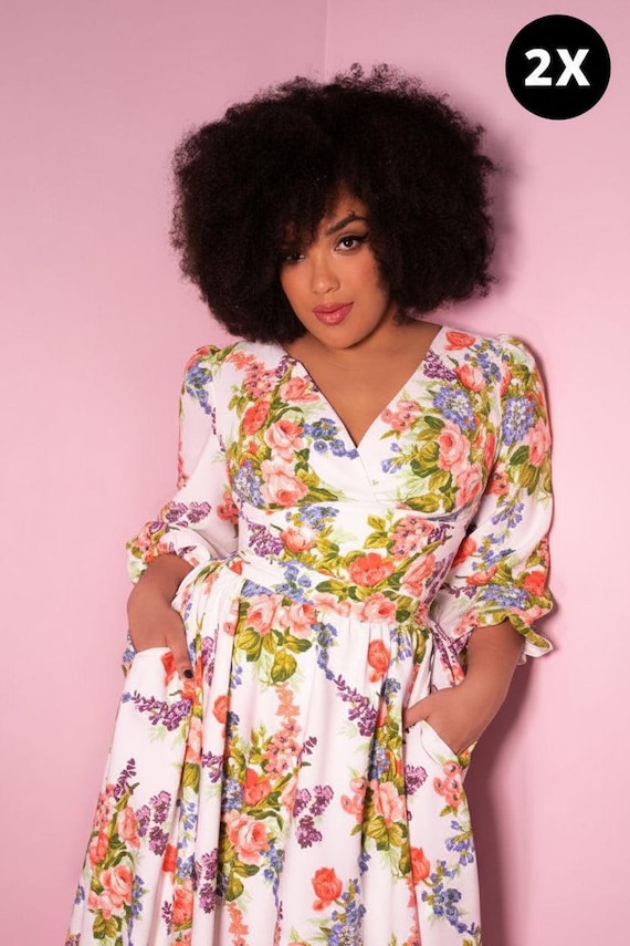 Gently Used Vixen Pastel Floral Bawdy Blouse (XL)