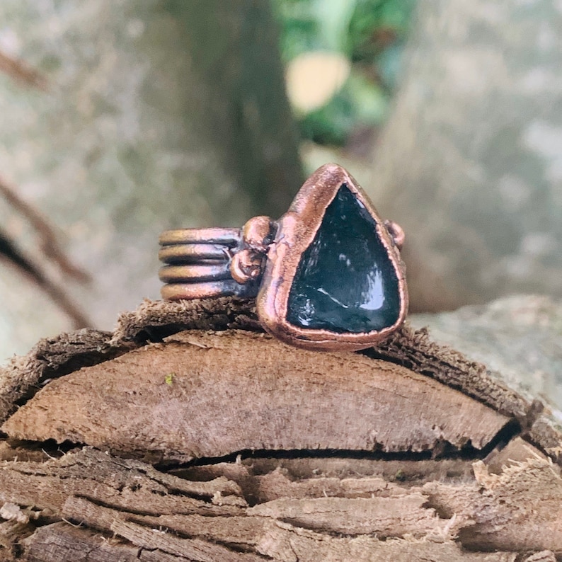 Size 8 Rose Quartz Copper Ring