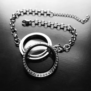 Large Silver Floating Locket Bracelet-30mm-Twist Crystal or Plain Face-Stainless Steel-Gift Idea for Women