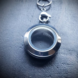 Small (20mm) Silver Floating Locket-Stainless Steel-Twist Face-Option to Add Chain-Gift Ideas for Women