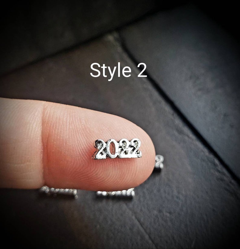 2022 Floating Charm for Floating Lockets-Year Charm-Graduation-1 Piece-10mmx5mm-Gift Idea
