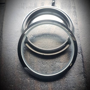 Medallón flotante XXL negro: Esfera retorcida de acero inoxidable (38 mm)