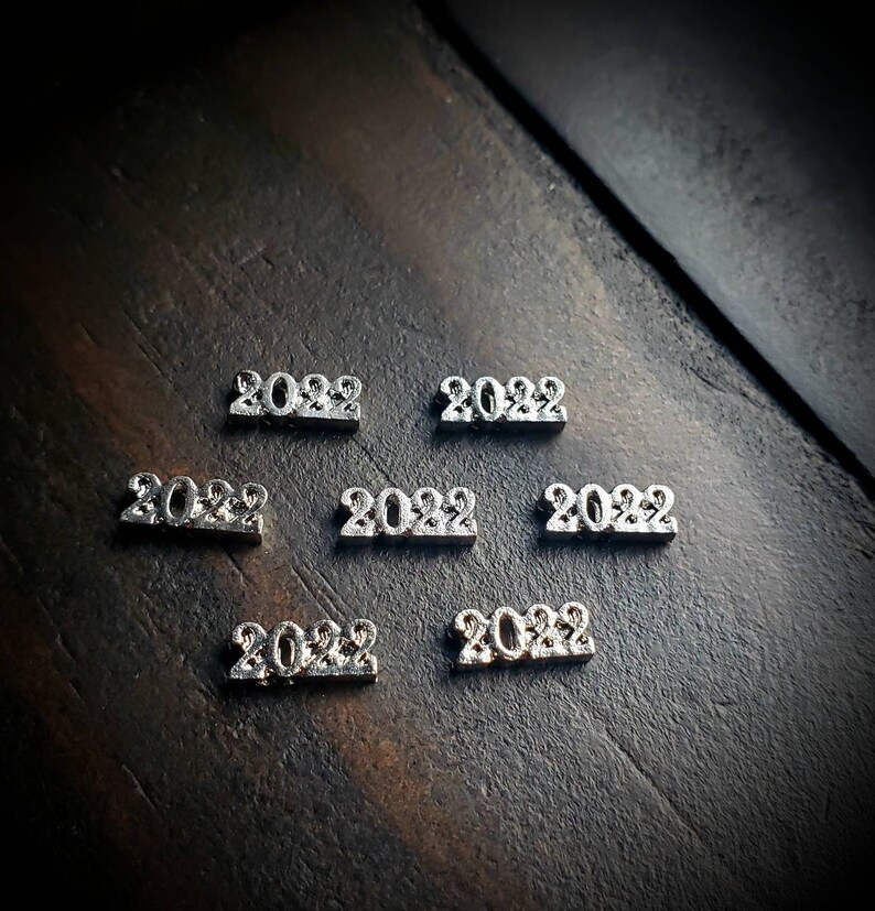 2022 Floating Charm for Floating Lockets-Year Charm-Graduation-1 Piece-10mmx5mm-Gift Idea