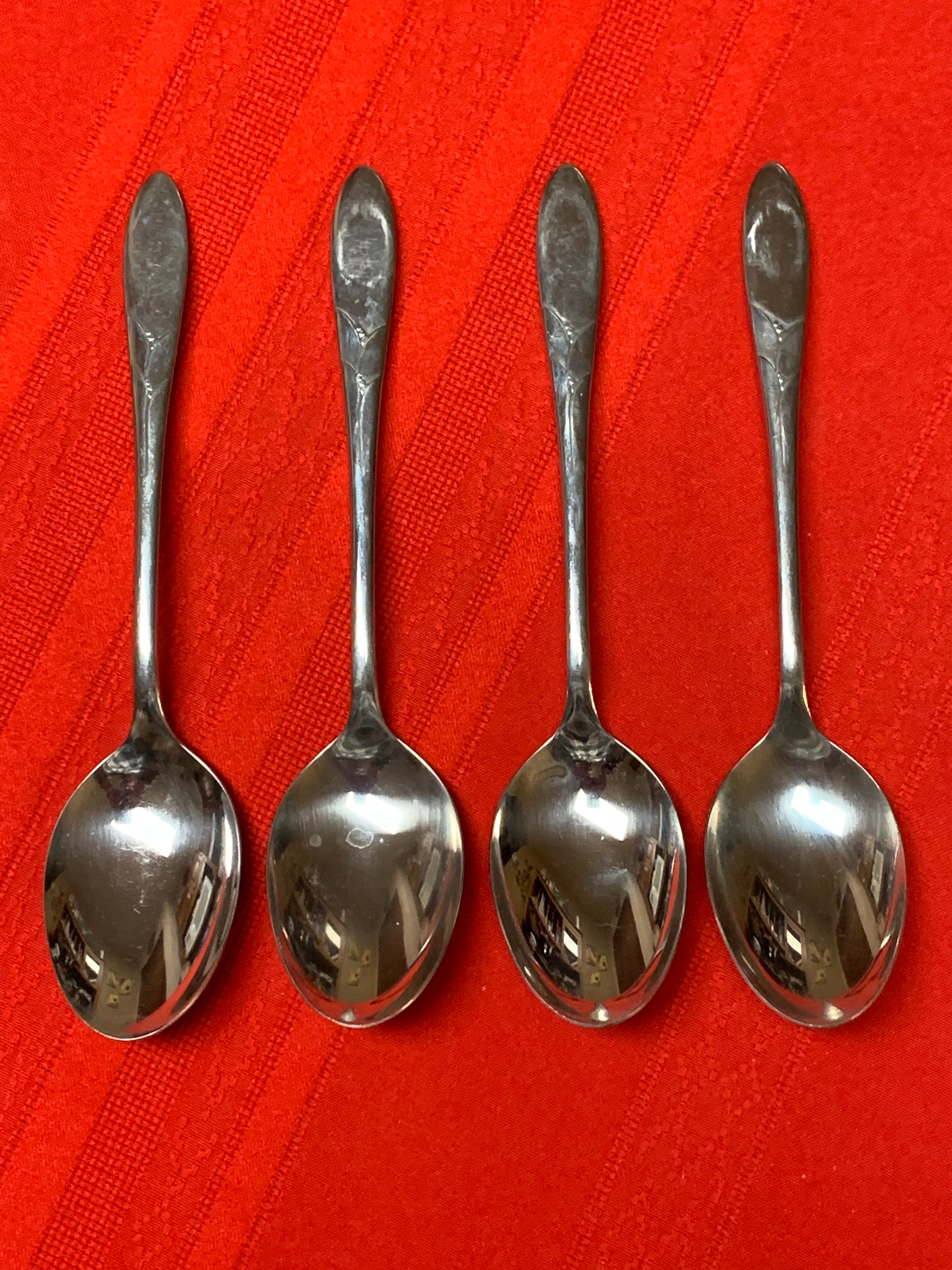 Set of 2 TWO Oneida Lasting Rose Oval Soup Spoons 6 7/8" Oneidacraft Stainless 