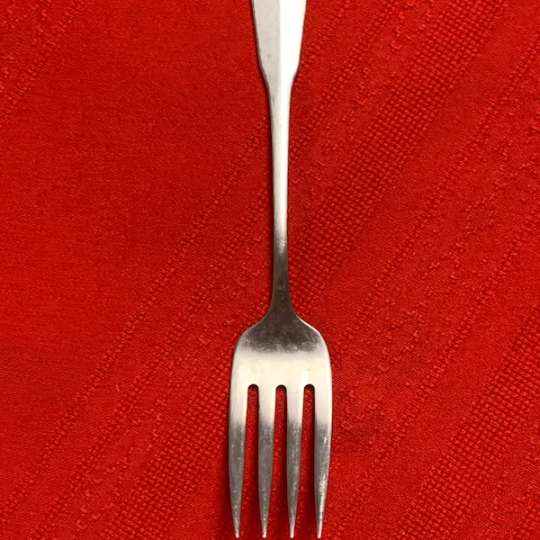 1 oneida colonial artistry distinction deluxe stainless steel salad fork